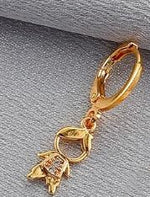 Cargar imagen en el visor de la galería, Aretes Niño y Niña con Circón. Acero Aleación Chapado Oro 18K