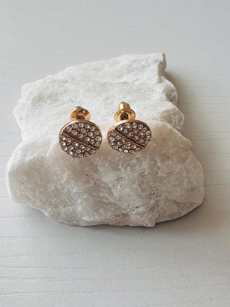 Aretes Diseños Varios con Circón. Cobre  Chapado oro 18k