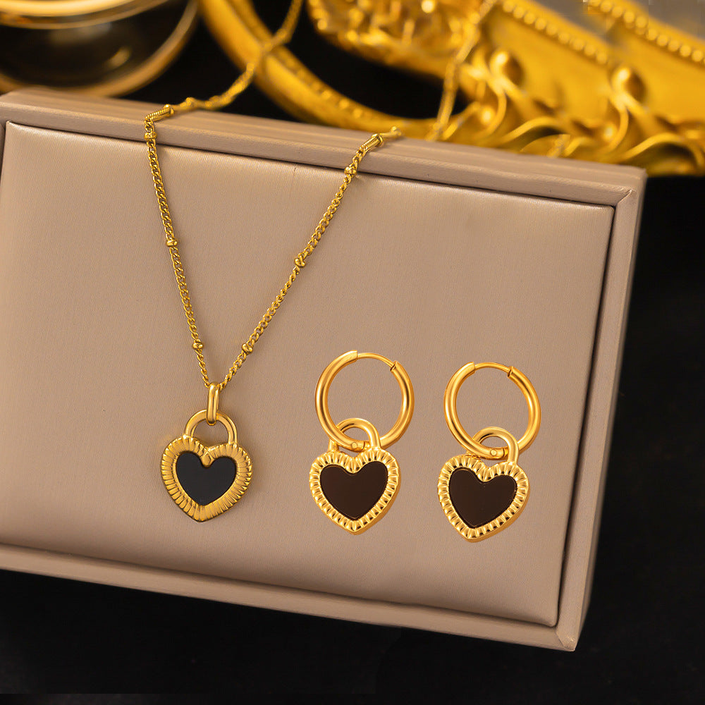 Set Corazón Negro Acero Titanio Chapado Oro 18 K